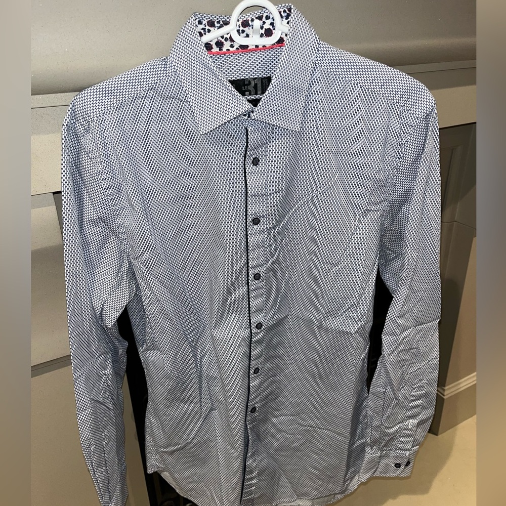 Simons Blue patterned dress shirt